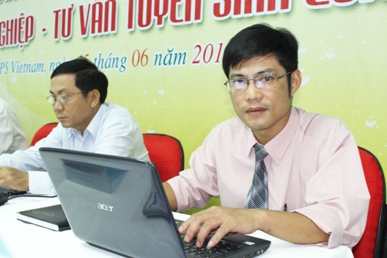 Thạc sĩ Lý Lâm Hùng, giáo viên Toán - Trang Onthi.net.vn